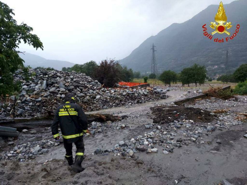 vigili del fuoco monza alluvione valcamonica