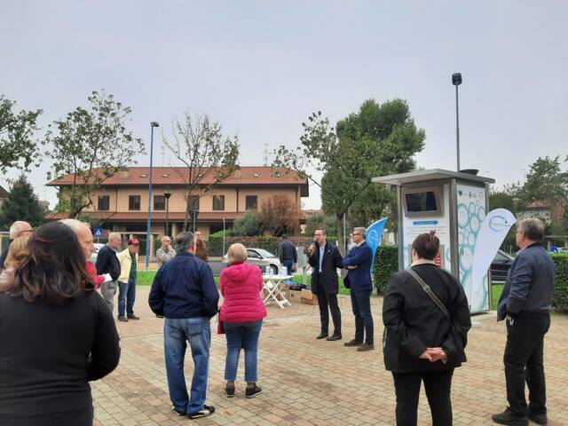 Brugherio casetta dell'acqua piazza santa Caterina brianzacque