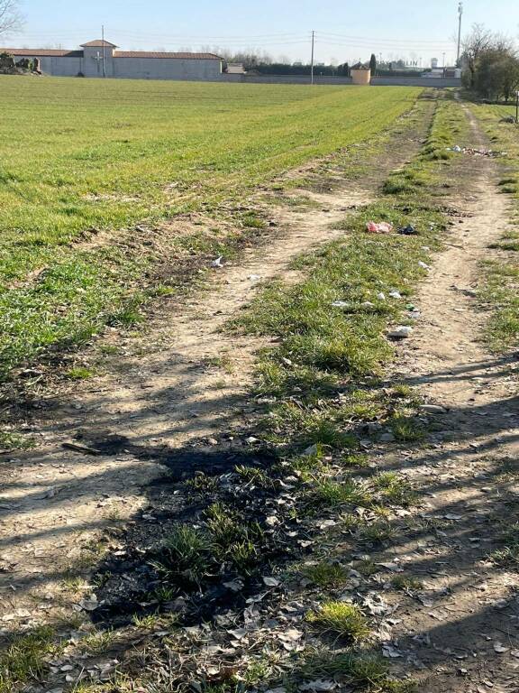 Discarica a cielo aperto ripulita, Busnago