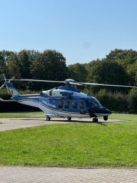 monza gran premio elicottero polizia