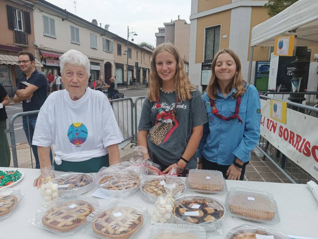 Trippa in piazza - pentola della solidarietà a Desio