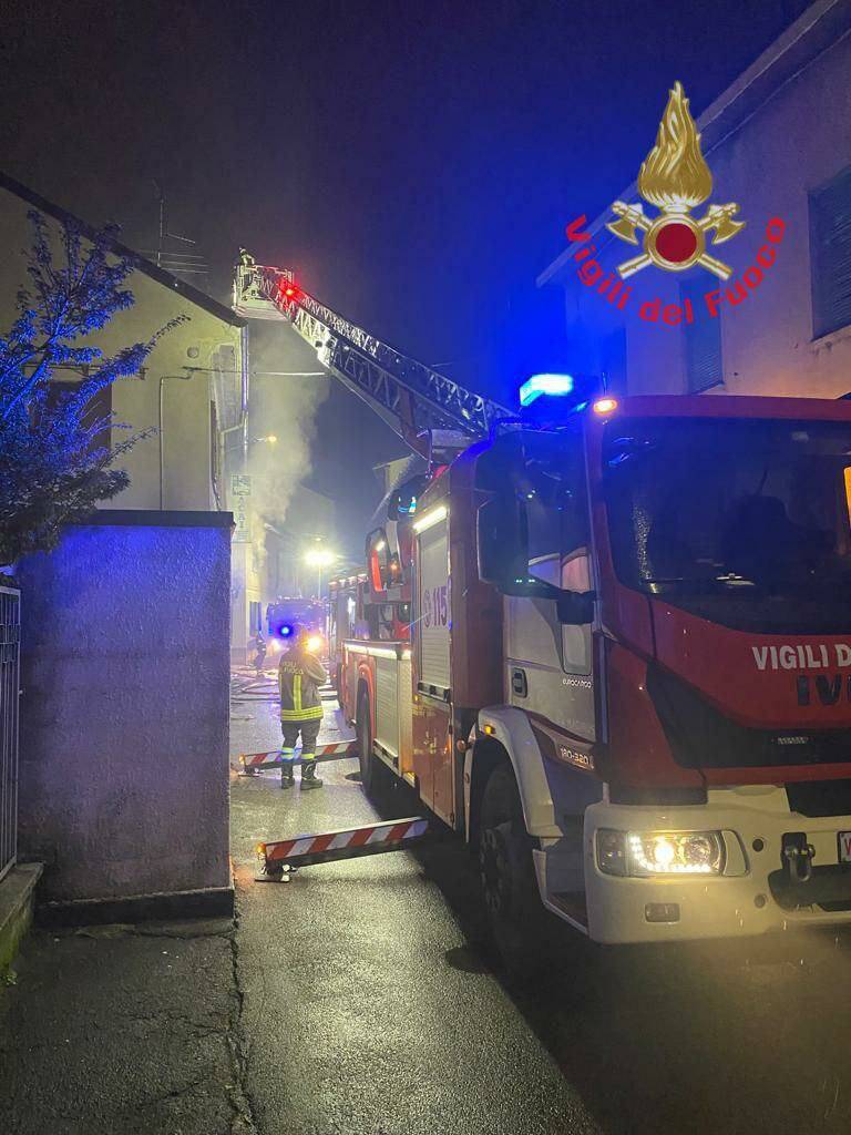 seveso incendio pizzeria