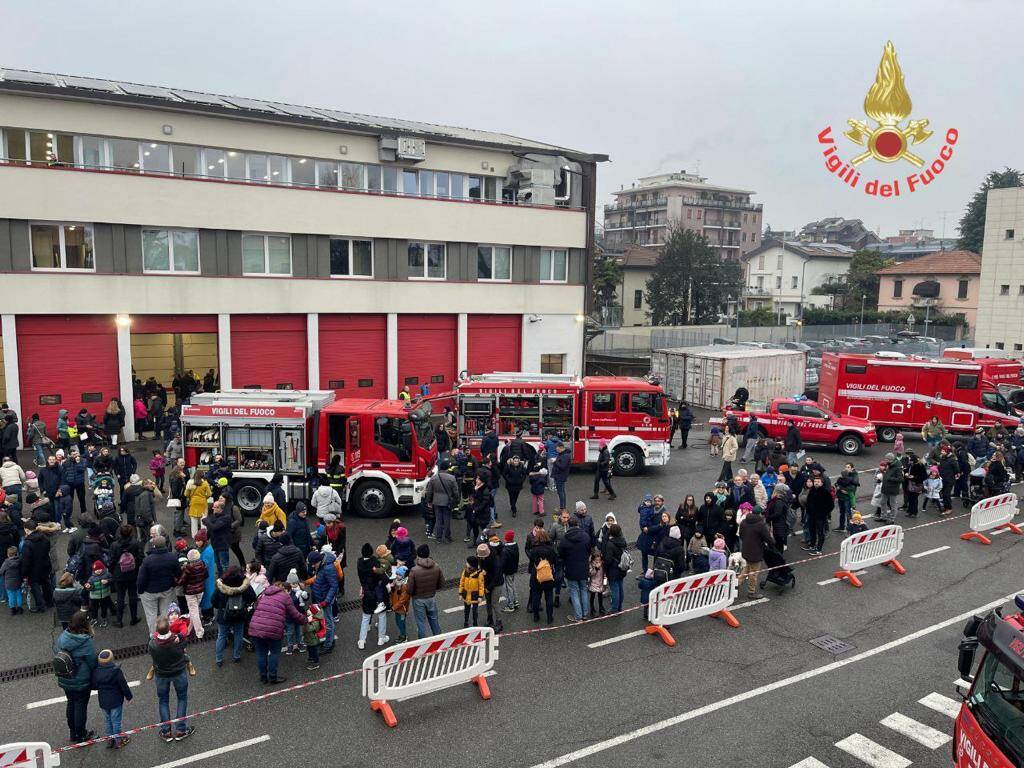 monza pompieropoli befana vigili del fuoco