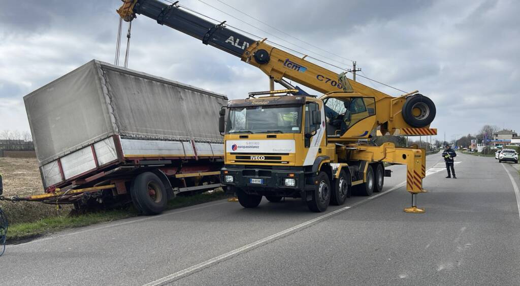 incidente sp2 camion