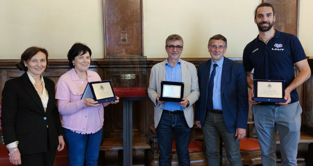 vero-volley-monza-premiazione-targhe