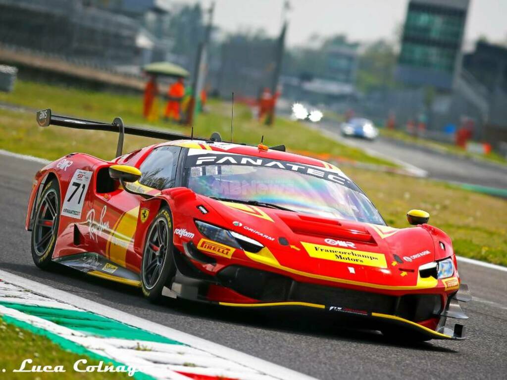 Ferrari 296 GT3 Fanatec GT World Challenge Europe - mb