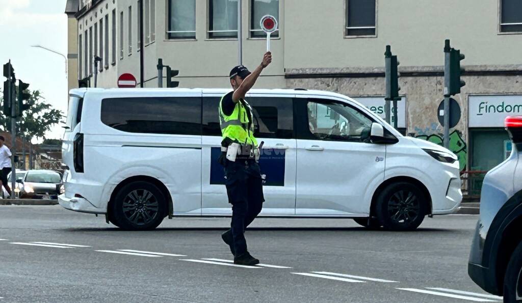 polizia locale monza gran premio mb