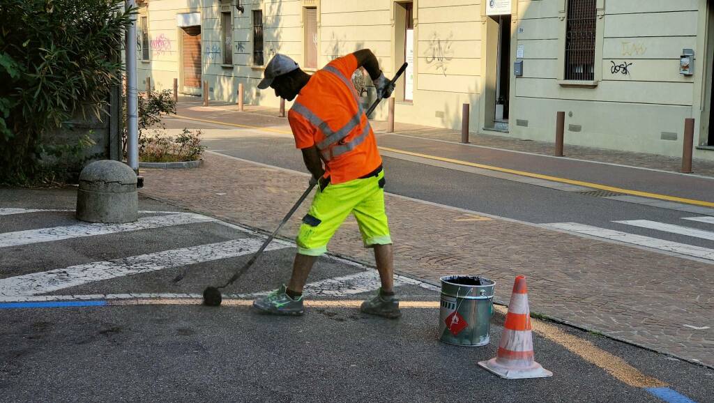 parcheggio via trento trieste arcore