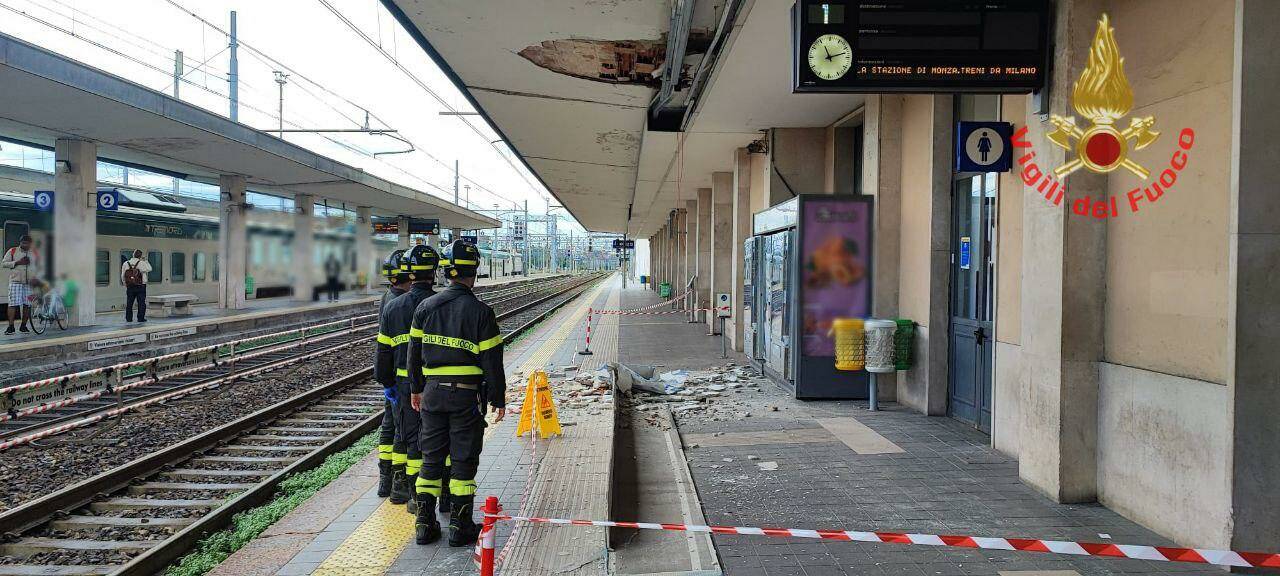 crollo pensilina stazione ferito